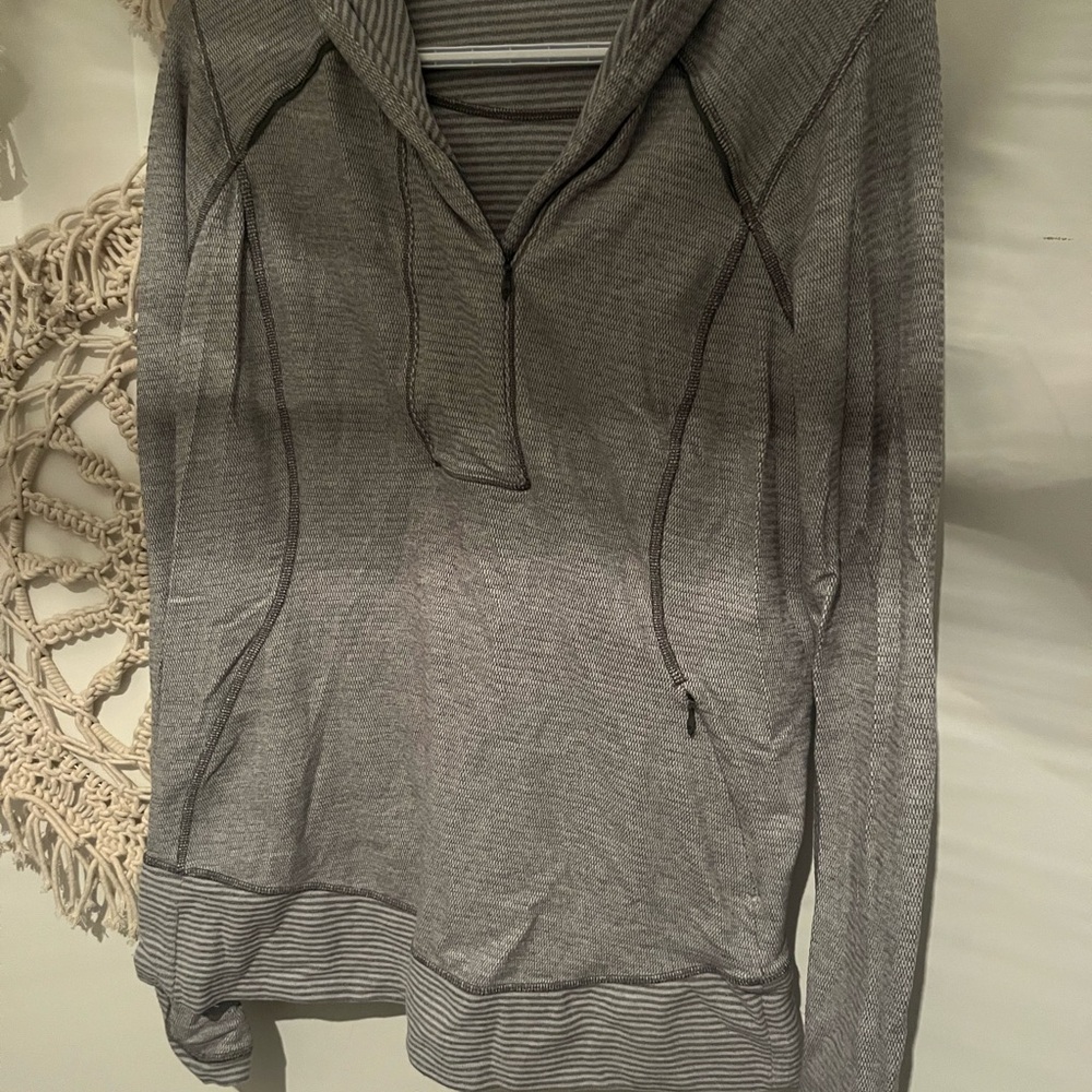 Gray Women's Hooded Sweater lululemon